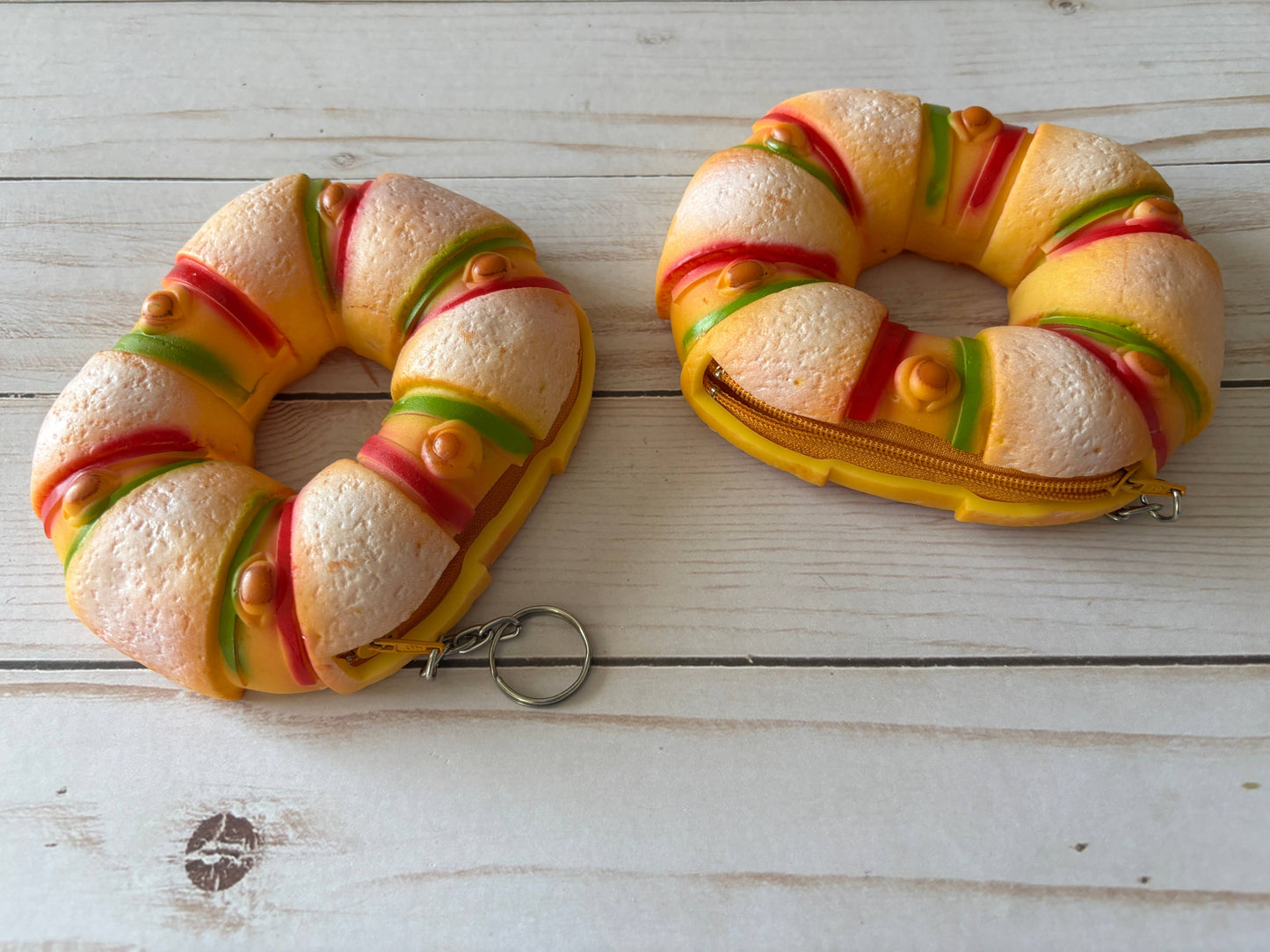 Gag Gift Coin Purse Rosca de Reyes