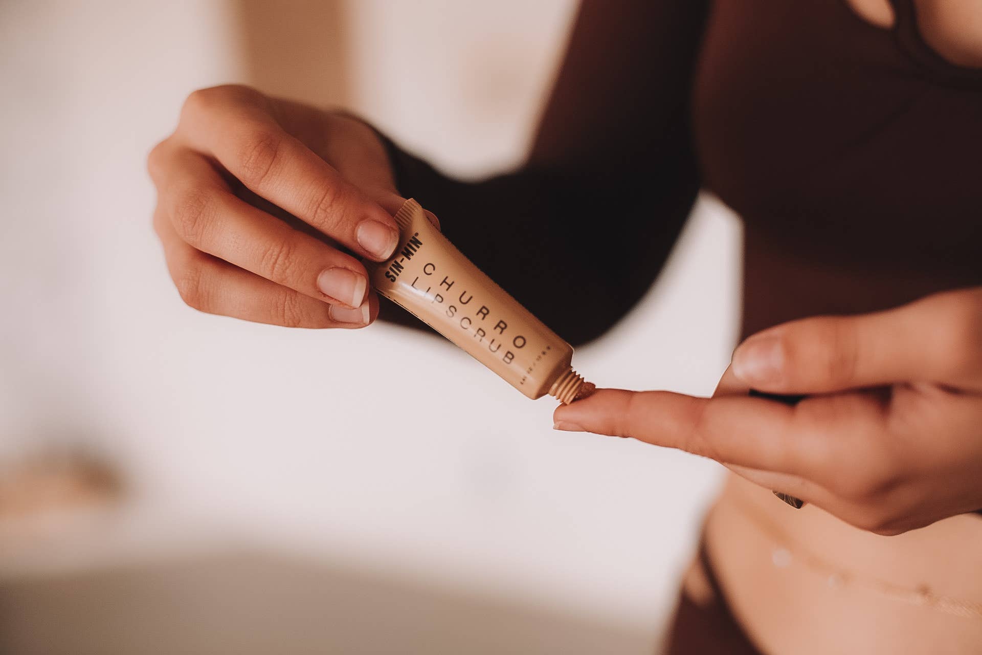 Churro Lip Scrub - (Cinnamon Sugar Exfoliating Lip Scrub)